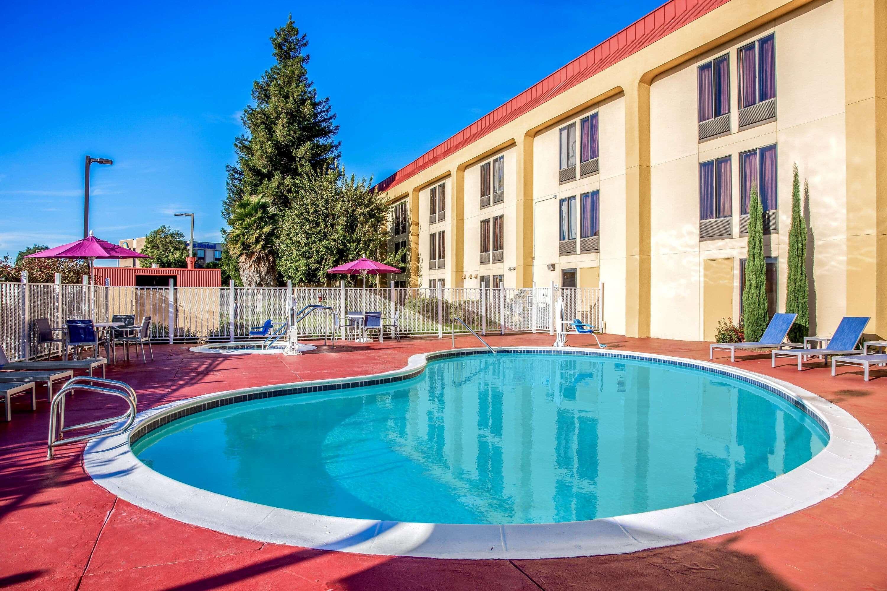 La Quinta By Wyndham Oakland Airport Coliseum Hotel Exterior foto